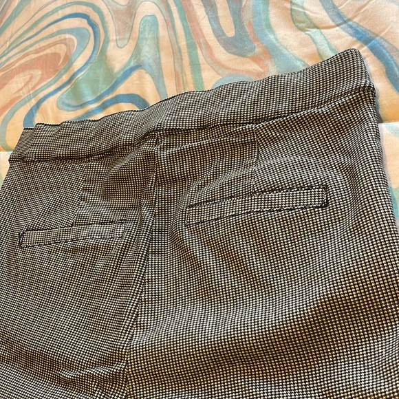 Stretchy black and white print pants - Picture 5 of 5